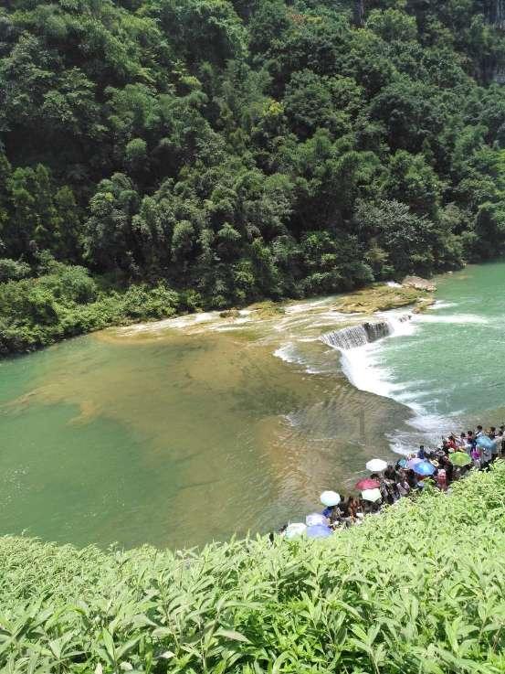 逃离拇指山地